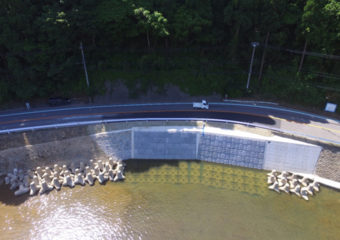 （主）香住村岡線道路災害復旧工事（甲第3018号）