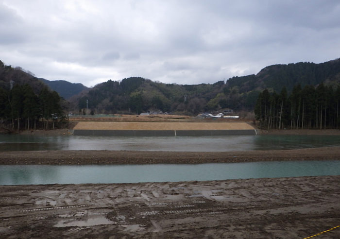 （二）矢田川水系矢田川河川災害復旧工事（甲第167号） 工事後